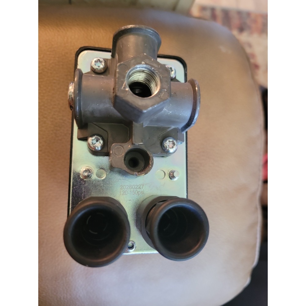 4 Port 3 Phase Air Compressor Pressure Switch Control Valve 140-175 PSI‎